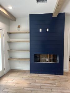 New construction Single-Family house 109 Cove Pt, Conroe, TX 77356 - image 9