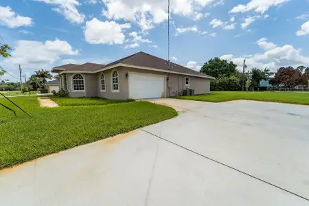 New construction Single-Family house 376 Sw Paar Dr, Port St. Lucie, FL 34953 - image