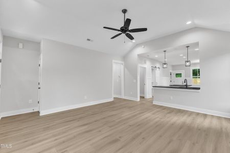 New construction Single-Family house 405 N Raiford St, Selma, NC 27576 null- photo 7 7