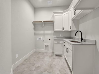 New construction Single-Family house 305 Wrangler Ct, Weatherford, TX 76088 - image 8