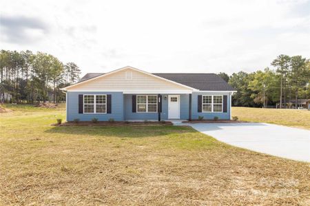 New construction Single-Family house 585 Wateree Street, Lancaster, SC 29720 - photo 0