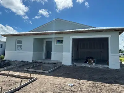 New construction Single-Family house 31 Mariposa Ln, Port St. Lucie, FL 34952 - image