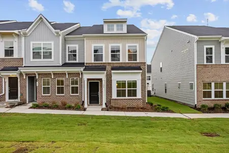 New construction Single-Family house 124 Blue Melody Ave, Garner, NC 27529 plan Clover - image