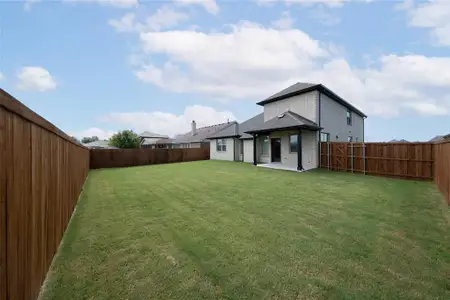 New construction Single-Family house 216 Freedom Trl, Forney, TX 75126 plan Avalon - image