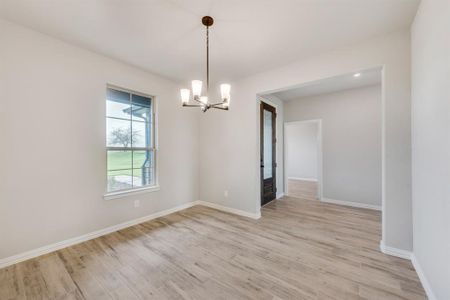 New construction Single-Family house 80 Arches Way, Valley View, TX 76272 Colorado II- photo 8 8