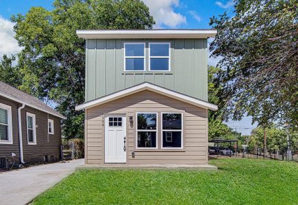 New construction Single-Family house 1300 Illinois Avenue, Fort Worth, TX 76104 - photo 0