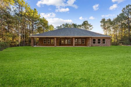 New construction Single-Family house 105 Wood Forest Ln, Huntsville, TX 77340 - image 3