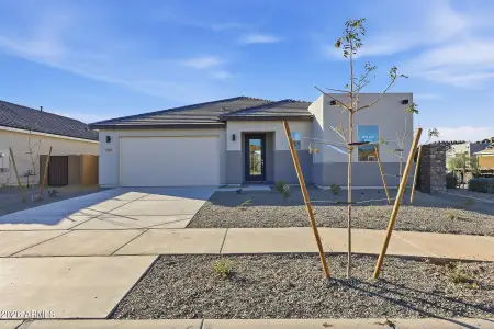 New construction Single-Family house 14837 W Honeysuckle Dr, Surprise, AZ 85387 plan Dove - image