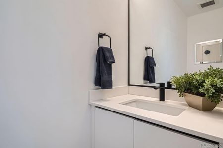 New construction Townhouse house 2124 Applewood Dr, Lakewood, CO 80215 - image 10