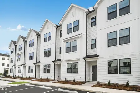 New construction Townhouse house 2302 Oakwood Meadows Ct, Raleigh, NC 27604 - image