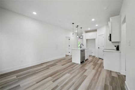 New construction Single-Family house 912 Layne Dr, Denison, TX 75020 null- photo 11 11
