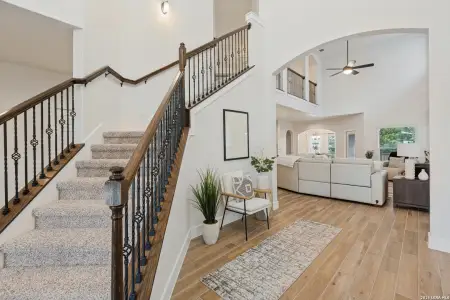 New construction Single-Family house 15231 Comanche Hls, San Antonio, TX 78233 - image 4