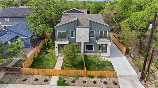 New construction Townhouse house 2111 Virginia Blvd, Unit 102, San Antonio, TX 78203 - image