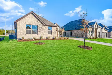 New construction Single-Family house 515 Cristo Range Dr, Greenville, TX 75402 - image