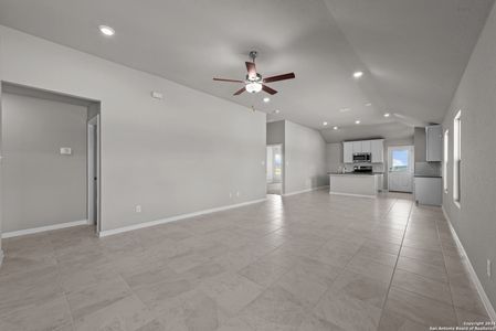 New construction Single-Family house 15472 Salmon Spg, San Antonio, TX 78245 Cameron- photo 12 12