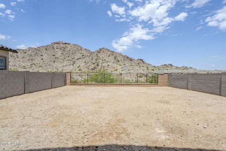 New construction Single-Family house 21268 W Mariposa St, Buckeye, AZ 85396 - image 3
