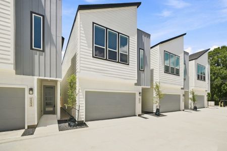New construction Single-Family house 6057 Cebra St, Houston, TX 77091 - image