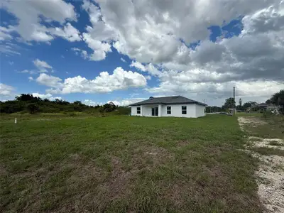 New construction Single-Family house 937 Grant Blvd, Lehigh Acres, FL 33974 - image