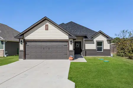 New construction Single-Family house 924 Colorado Riv, Granbury, TX 76048 - image