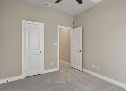 New construction Townhouse house 218 Flora Springs Cv, Liberty Hill, TX 78642 null- photo 22 22