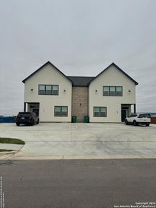 New construction Multi-Family house 108 Micah Point, La Vernia, TX 78121 - photo 0