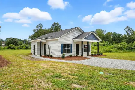 New construction Single-Family house 1309 S 14th St, Lillington, NC 27546 plan Nicolas - image