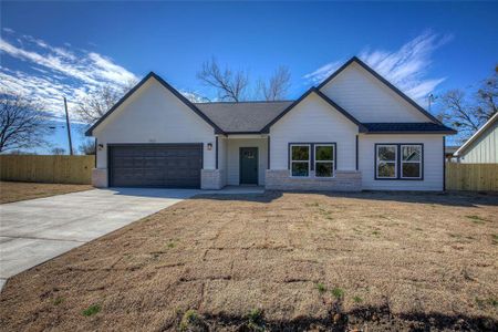 New construction Single-Family house 3122 Stuart St, Greenville, TX 75401 null- photo 0