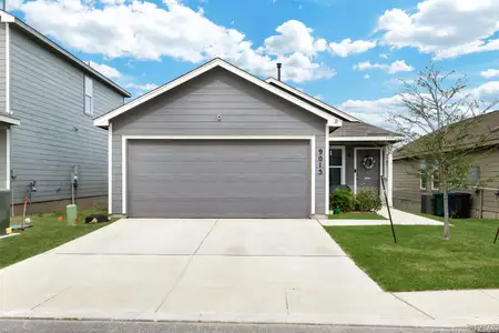 New construction Single-Family house 9015 Lunar Cv, San Antonio, TX 78252 plan Kowski - image