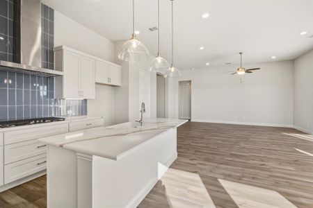 New construction Single-Family house 184 Mountain Laurel Dr, Waxahachie, TX 75165 plan Cameron - image 6