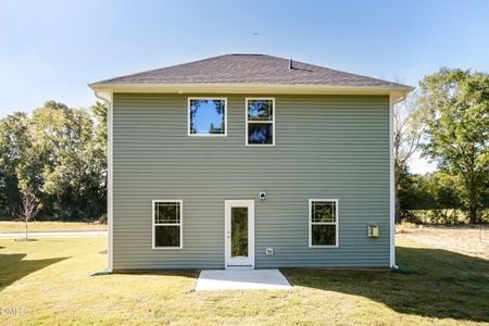 New construction Single-Family house 211 Hopewell Branch Ct, Smithfield, NC 27577 plan 1643 - image