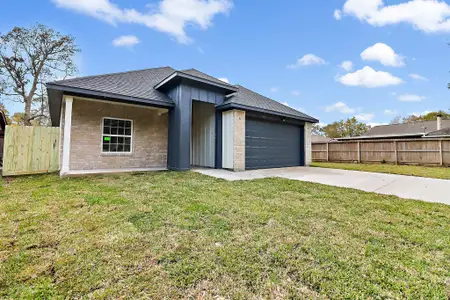 New construction Single-Family house 15907 Castaway Ct, Crosby, TX 77532 - image