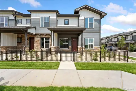 New construction Townhouse house 420 High Point Dr, Unit 104, Longmont, CO 80504 - image
