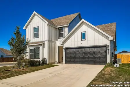 New construction Single-Family house 14319 Guadalupe Pass, San Antonio, TX 78253 plan The Midland - image