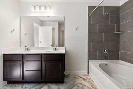 New construction Single-Family house 10030 Jagger Ave, Converse, TX 78109 plan Plan 1772 - image 7