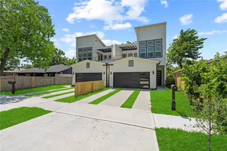 New construction Single-Family house 7210 England St, Houston, TX 77021 - image