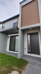 New construction Townhouse house 3223 Sustainable Way, Kissimmee, FL 34747 - photo 0