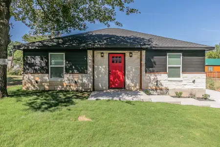New construction Single-Family house 105 Red Oak St, Alvarado, TX 76009 null- photo 0