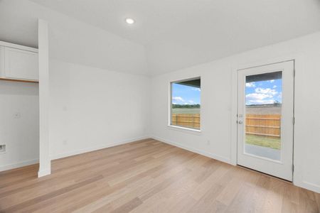 New construction Single-Family house 104 Divisadero Dr, Hutto, TX 78634 plan Brazos - image 18