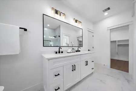 New construction Single-Family house 1501 De Soto St, Unit 6130, Houston, TX 77091 - image 4