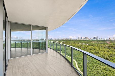 New construction Condo house 2411 Laguna Cir, Unit 2301, North Miami, FL 33181 - image