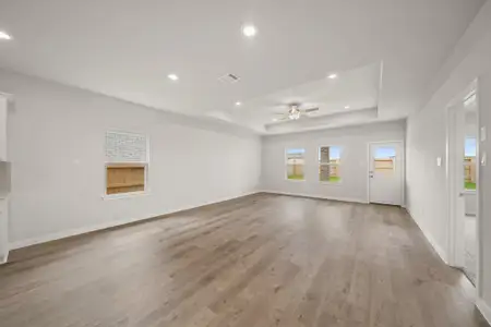 New construction Single-Family house 2125 Soriah Ct, Brookshire, TX 77423 plan Savannah - image 20