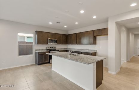 New construction Single-Family house 17786 W Encinas Ln, Goodyear, AZ 85338 Cantania- photo 6 6