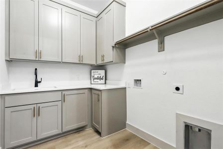 New construction Single-Family house 108 Gibson Ln, Weatherford, TX 76087 - image 13