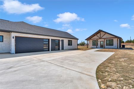 New construction Single-Family house 138 Cloudwood Ranch Rd, Briggs, TX 78608 - image