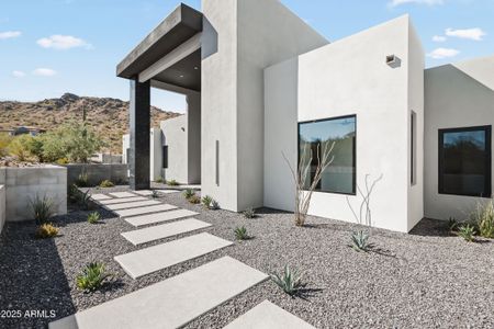 New construction Single-Family house 9520 S Krista Dr W, Goodyear, AZ 85338 - image