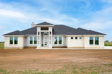 New construction Single-Family house 9831 Crow Ln, Adkins, TX 78101 - photo 0