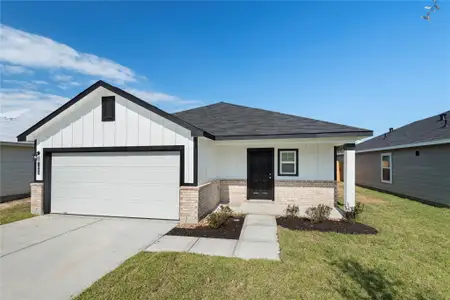 New construction Single-Family house 1241 Point Lookout Dr, Dayton, TX 77535 - image