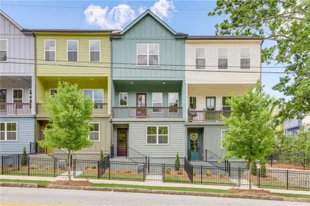 New construction Townhouse house 1390 Cozy Cir, Atlanta, GA 30326 - image