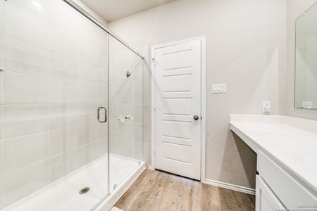 New construction Single-Family house 250 Landing Ln, New Braunfels, TX 78130 plan RC Fenway - image 10