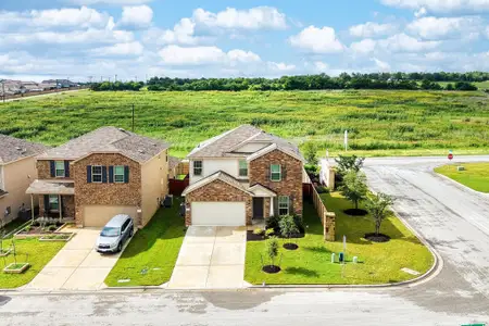 New construction Single-Family house 217 Innisfree Rd, Jarrell, TX 76537 - image